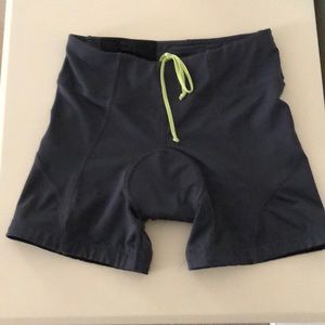 Athleta spin shorts